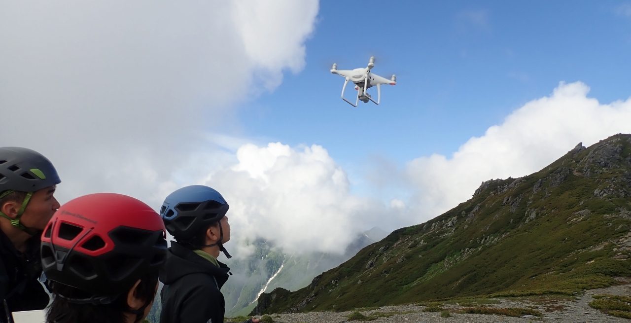 採用情報特設サイトへ